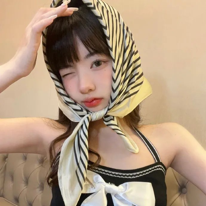 拜托了,花戎少女